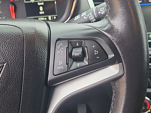 Used 2022 Chevrolet Trax LT w/ Driver Confidence Package image 15