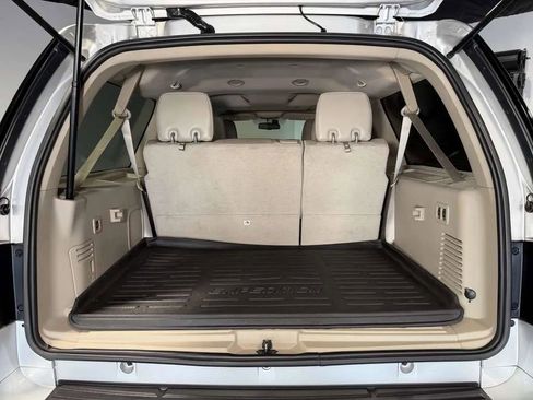 Used 2014 Ford Expedition EL Limited w/ Equipment Group 301A RWD image 14