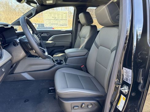 New 2026 Chevrolet Colorado ZR2 w/ Technology Package image 13