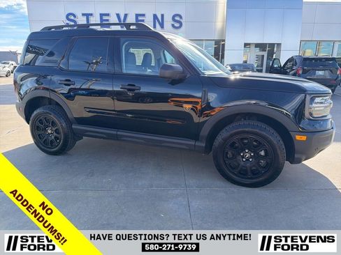 Used 2025 Ford Bronco Sport Badlands image 2