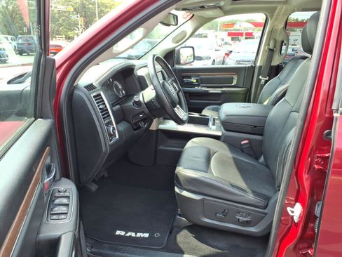 Used 2015 RAM 1500 Laramie w/ Convenience Group AWD/4WD image 10