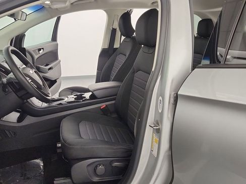 Used 2015 Ford Edge SE FWD image 12