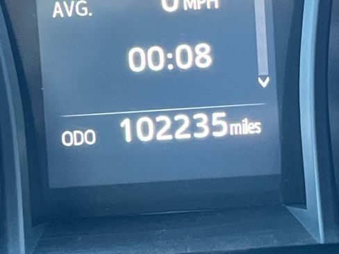 Used 2022 Toyota Camry SE image 25