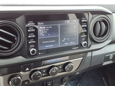 Certified 2022 Toyota Tacoma SR AWD/4WD image 20