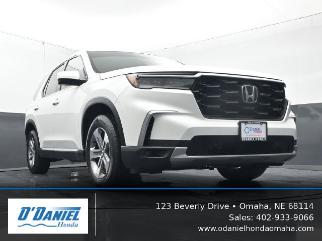 Used 2025 Honda Pilot EX-L image 14