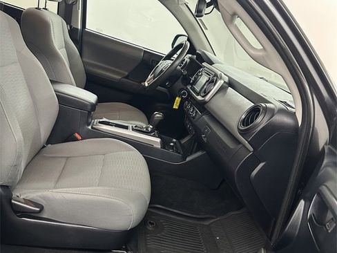 Used 2019 Toyota Tacoma SR5 image 36