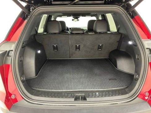 Used 2025 Chevrolet Equinox RS w/ Convenience Package III image 17