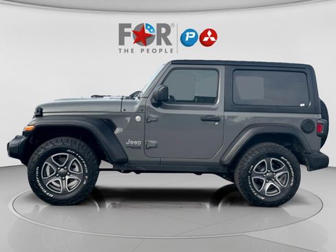 Used 2020 Jeep Wrangler Sport image 7