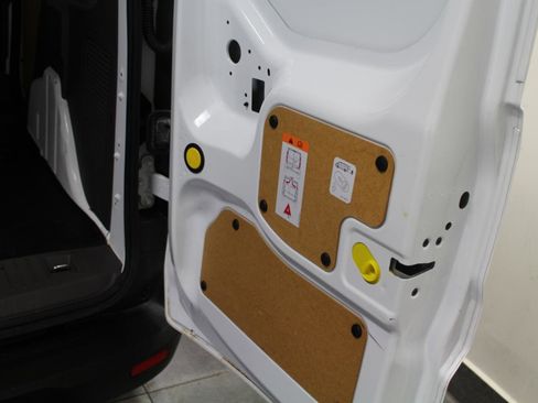 Used 2020 Ford Transit Connect XL image 28