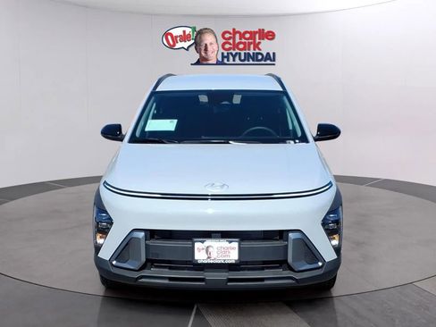 New 2026 Hyundai Kona SEL Sport FWD image 8