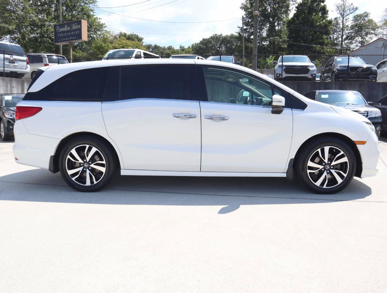 Used 2018 Honda Odyssey Elite image 8