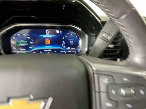 Used 2022 Chevrolet Silverado 1500 LT AWD/4WD image 26