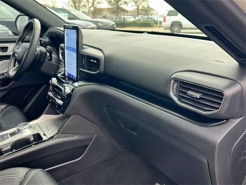 Used 2023 Ford Explorer ST w/ Equipment Group 401A image 31