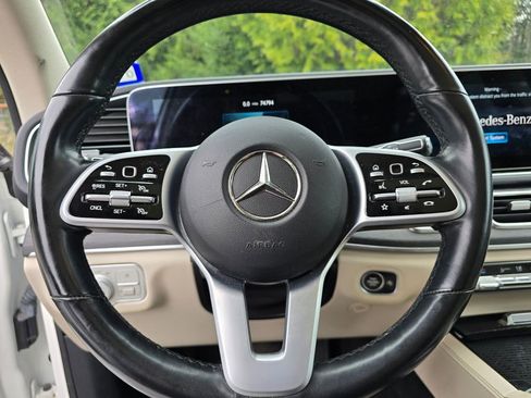 Used 2021 Mercedes-Benz GLE 350 4MATIC image 3