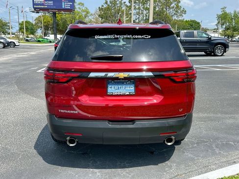 Used 2023 Chevrolet Traverse LT FWD image 6