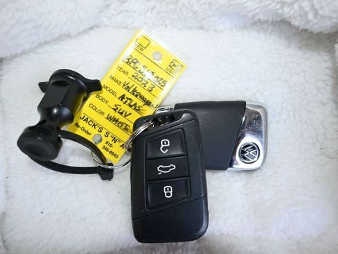 Used 2023 Volkswagen Atlas SE FWD image 22