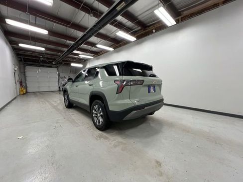 Used 2026 Chevrolet Equinox LT image 6