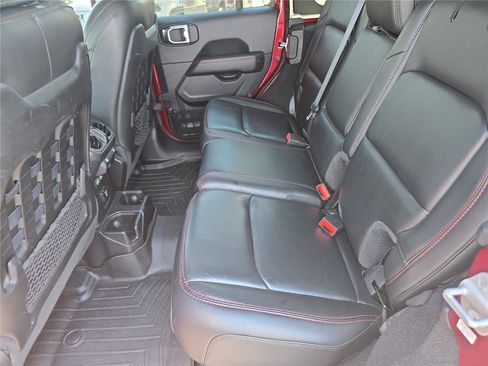 Used 2021 Jeep Wrangler Unlimited Rubicon AWD/4WD image 15