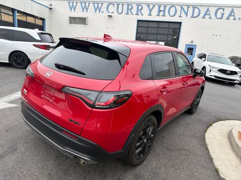 Used 2024 Honda HR-V Sport image 8