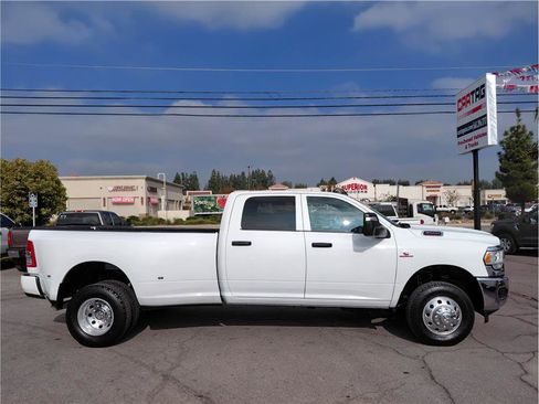 Used 2024 RAM 3500 Tradesman w/ Chrome Appearance Group image 3