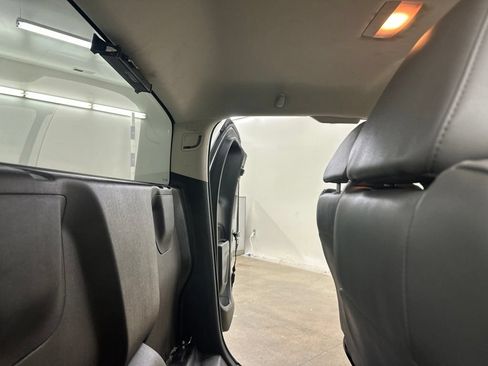 Used 2017 Chevrolet Colorado W/T RWD image 27