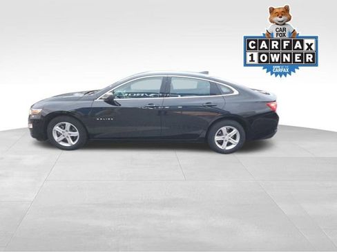 Used 2022 Chevrolet Malibu LS image 1