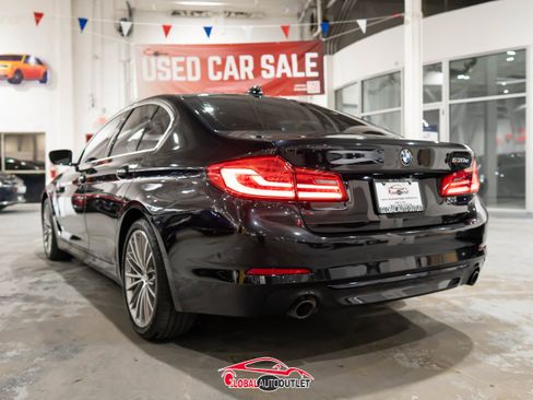 Used 2018 BMW 530e w/ Premium Package 2 image 5