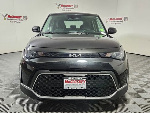 Used 2023 Kia Soul S image 2