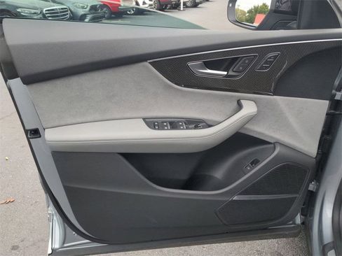 Used 2023 Audi SQ8 Prestige w/ Prestige Package image 22