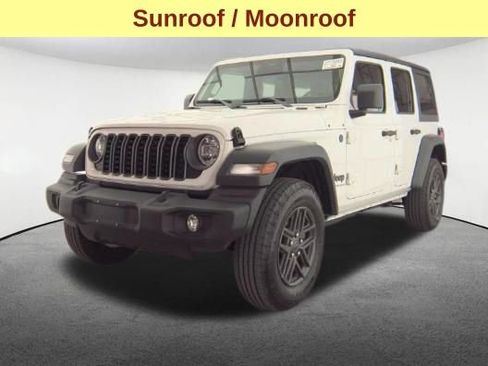Used 2025 Jeep Wrangler Sport S image 4