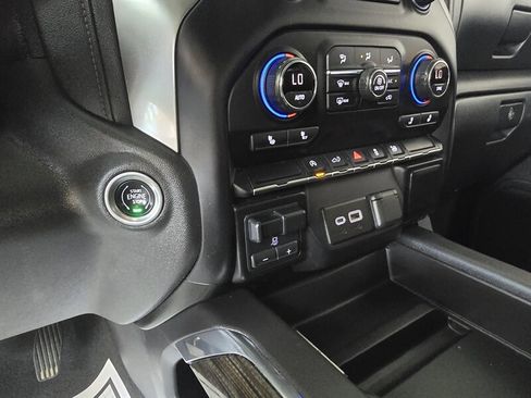 Used 2021 Chevrolet Silverado 1500 RST w/ Bed Protection Package image 27