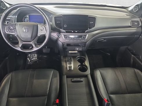 Used 2022 Honda Pilot TrailSport image 9