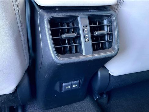 Used 2023 Lexus UX 250h FWD image 32