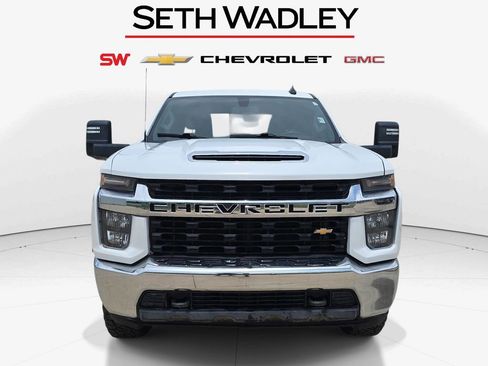 Used 2023 Chevrolet Silverado 2500 LT AWD/4WD image 2
