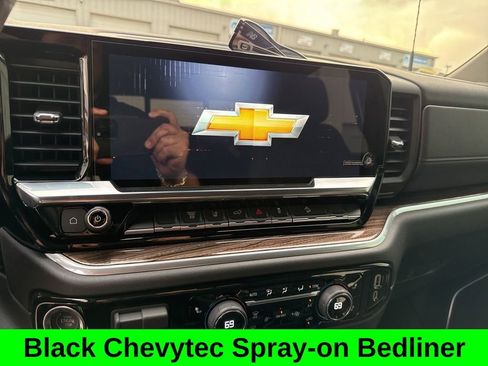 Used 2026 Chevrolet Silverado 2500 LT AWD/4WD image 16