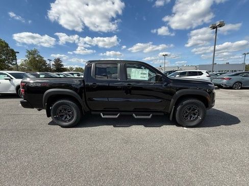 New 2026 Nissan Frontier PRO-4X w/ Pro-4x Convenience Package image 4
