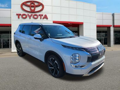 Used 2024 Mitsubishi Outlander SE