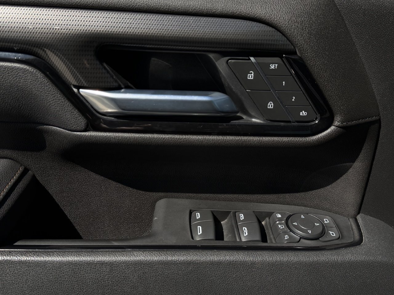 Certified 2025 GMC Sierra 2500 AT4 AWD/4WD image 22