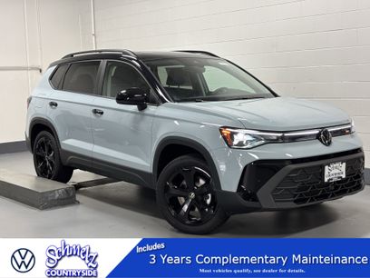 New 2025 Volkswagen Taos SE