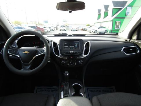 Used 2018 Chevrolet Equinox LT image 8