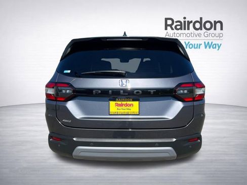 Used 2023 Honda Pilot EX-L image 8