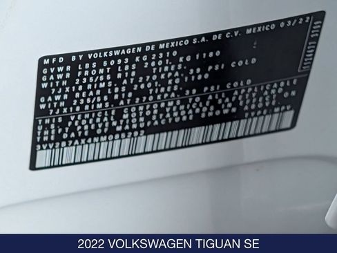 Used 2022 Volkswagen Tiguan SE w/ Panoramic Sunroof Package AWD/4WD image 36