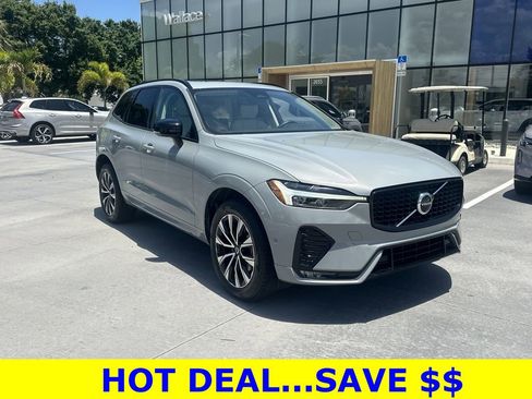 Used 2024 Volvo XC60 B5 Plus AWD/4WD image 5