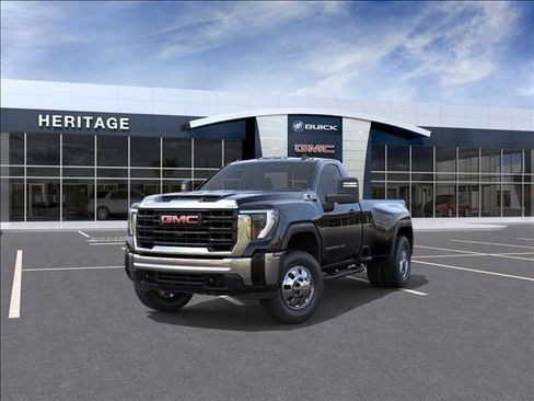 New 2026 GMC Sierra 3500 Pro AWD/4WD image 8