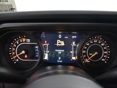 New 2025 Jeep Gladiator Mojave w/ Safety Group image 18