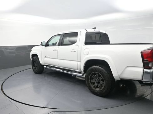 Used 2022 Toyota Tacoma SR5 AWD/4WD image 41