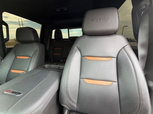 Used 2024 GMC Sierra 3500 AT4 w/ AT4 Premium Plus Package AWD/4WD image 10