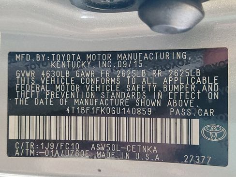 Used 2016 Toyota Camry LE image 33