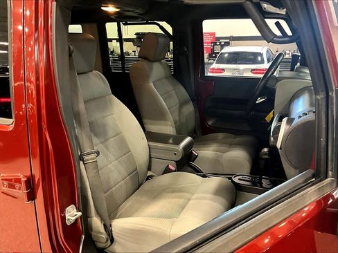 Used 2008 Jeep Wrangler Unlimited Sahara w/ Trailer Tow Group image 8