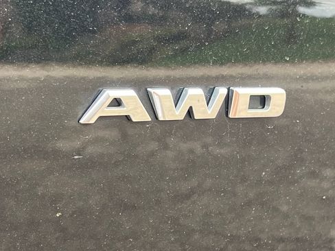 Certified 2024 Cadillac XT5 Premium Luxury AWD/4WD image 2